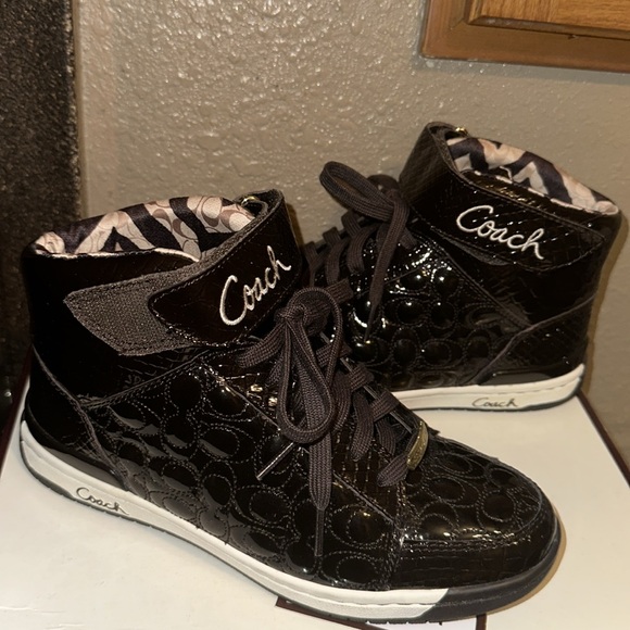 For Sale - Picture 3 of 3